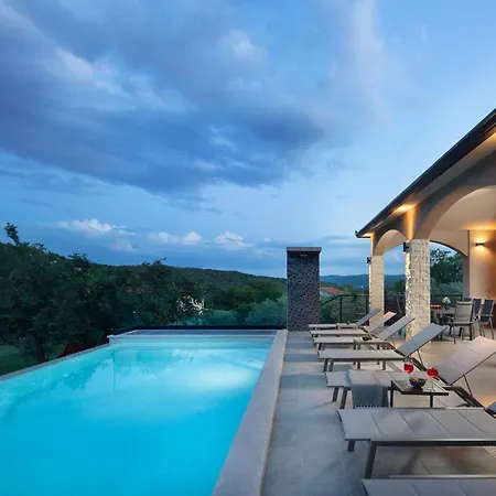 Ripenda Labin Holiday home *