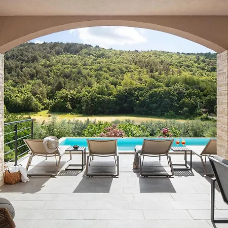 بيت للعطل Ripenda Labin *